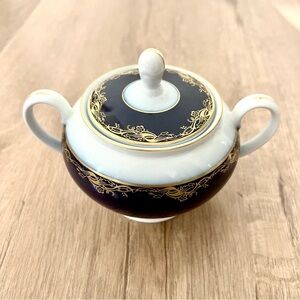 Vtg 1974-82 Rosenthal Frederick The Great, Aida‎ Shape Covered Sugar Bowl Mint